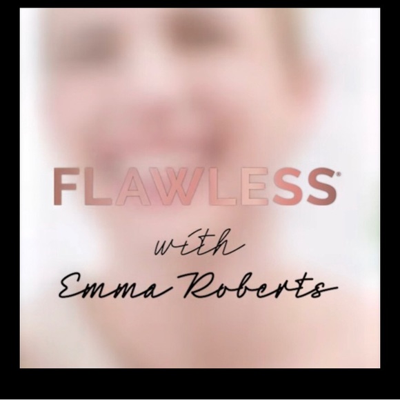 Flawless Face Brush - Picture 4 of 9